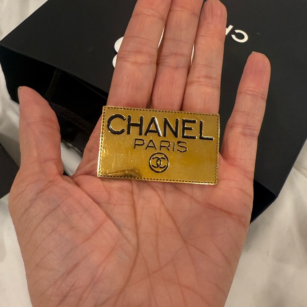 Chanel vintage Gold Logo statement brooch